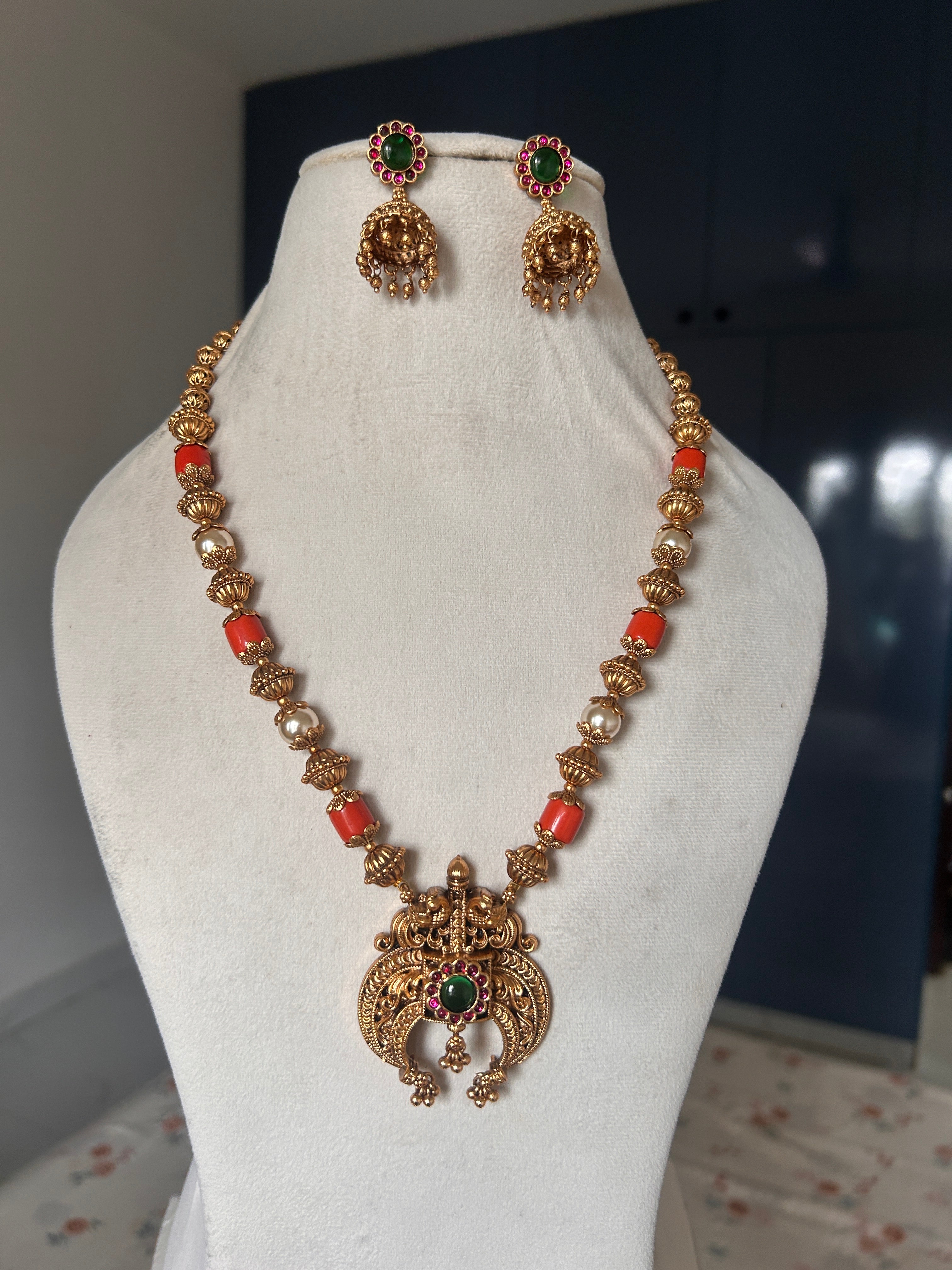 Premium Quality Antique Non-Idol Coral Pearl Gundu Maala