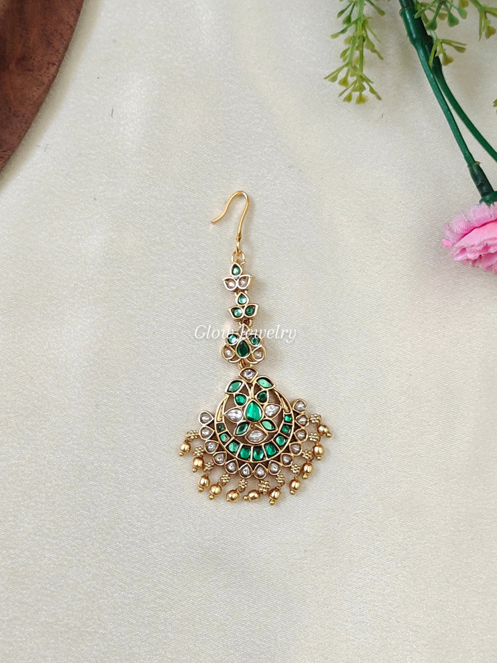 Premium Quality Floral Kemp Stone Maang Tikka