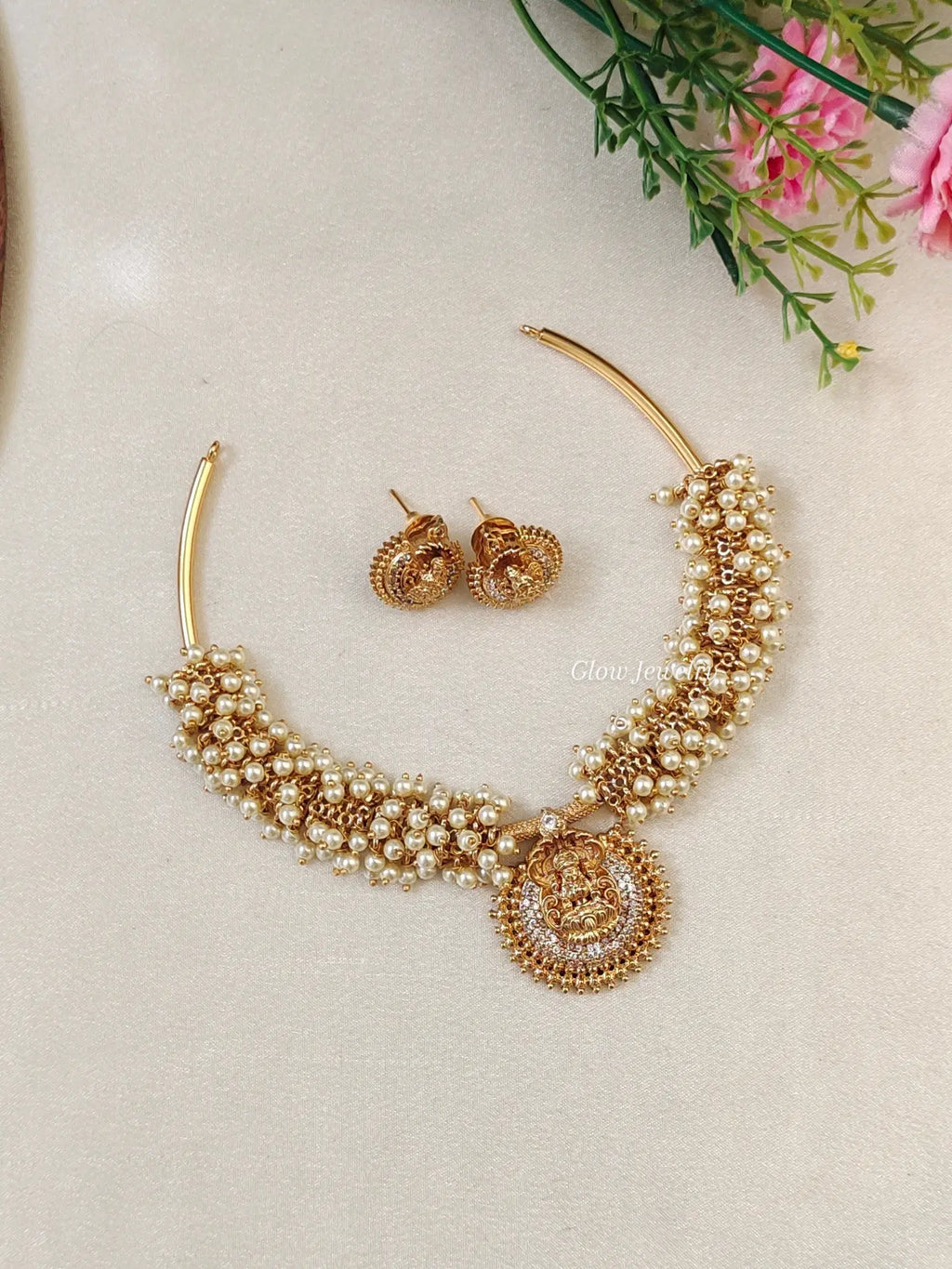 Premium Quality Lakshmi Cluster Pearl Hasli Necklace