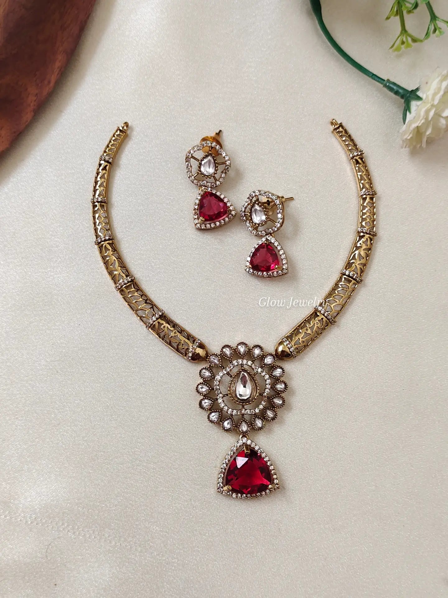 Premium Quality Victorian Kanti Necklace