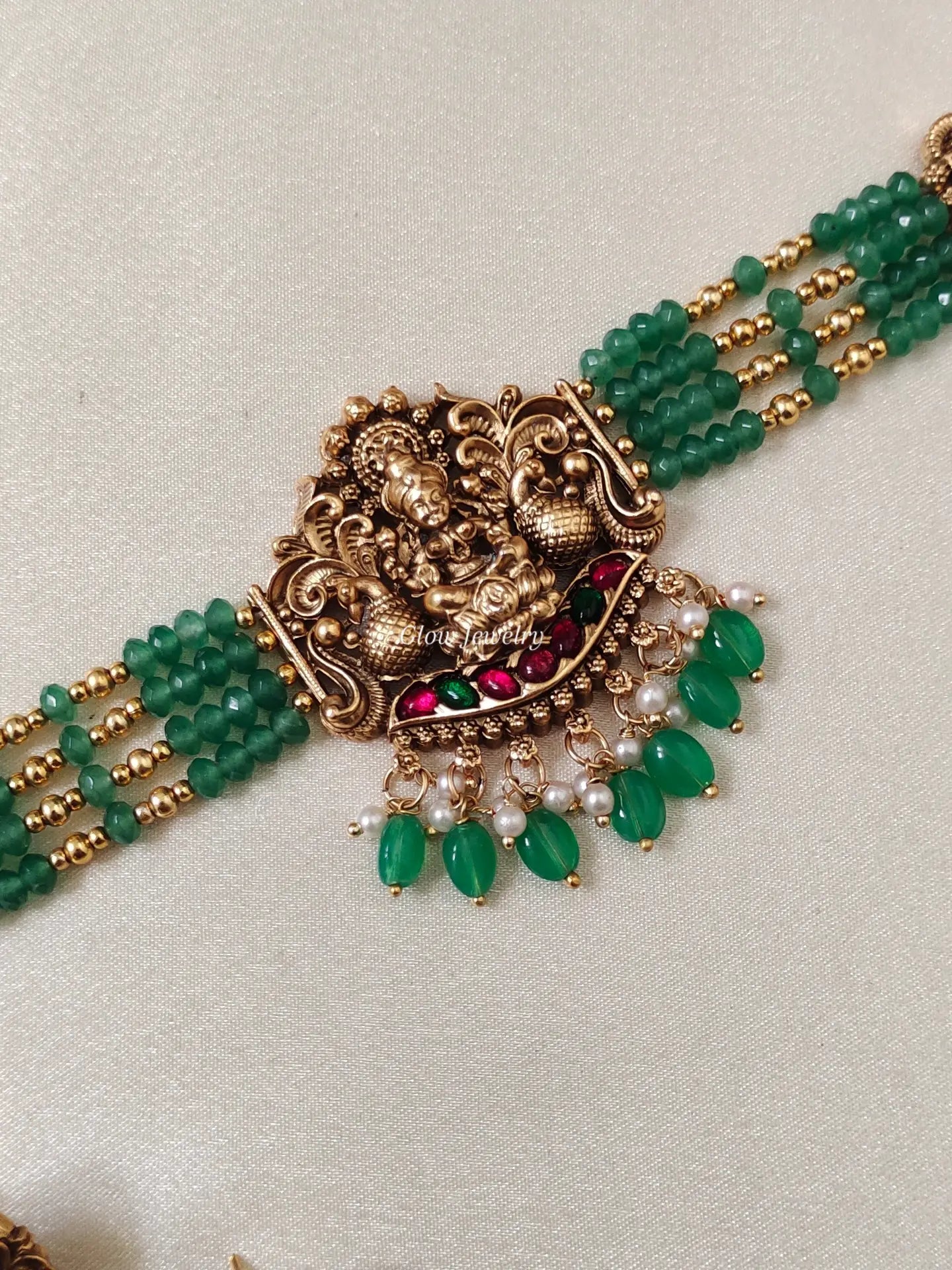Premium Quality Sea Beads Lakshmi Choker