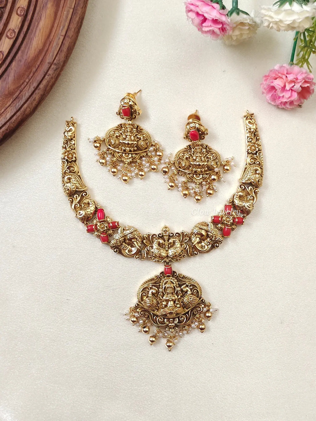 Premium Quality Gold Alike Necklace