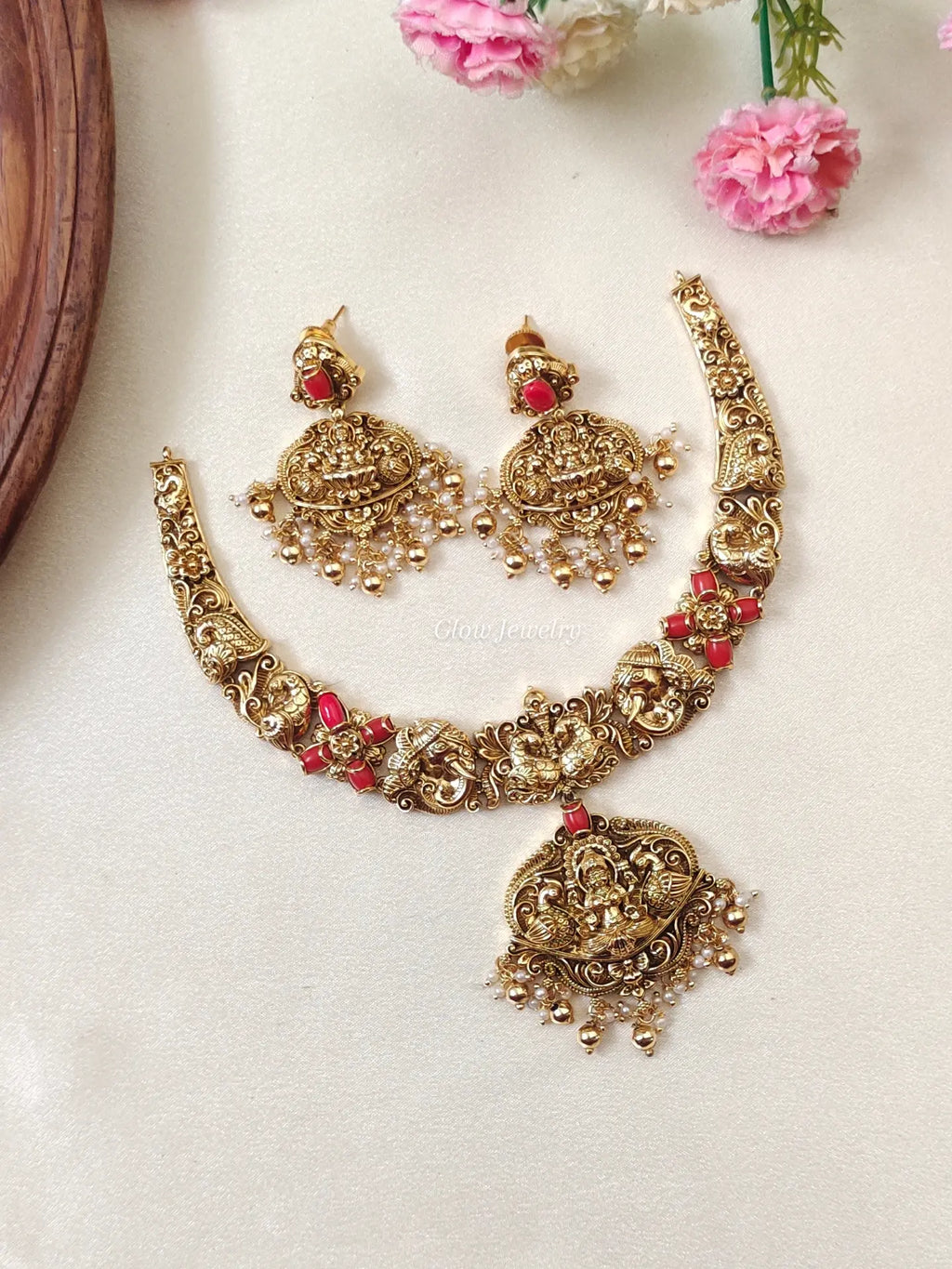 Premium Quality Gold Alike Necklace