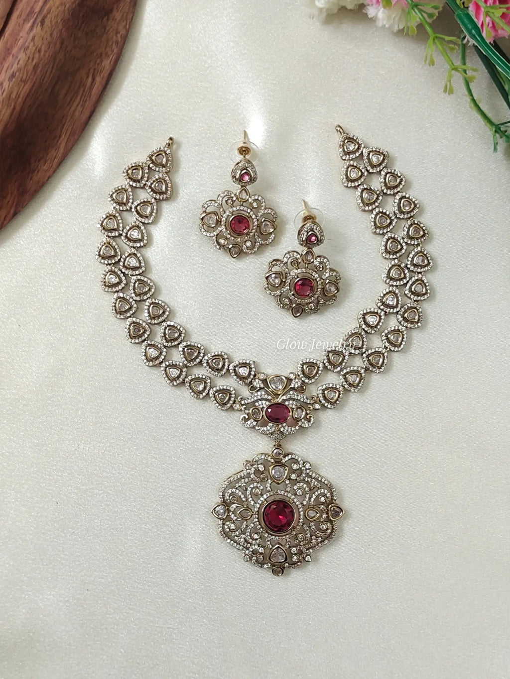 Premium Quality Victorian Necklace