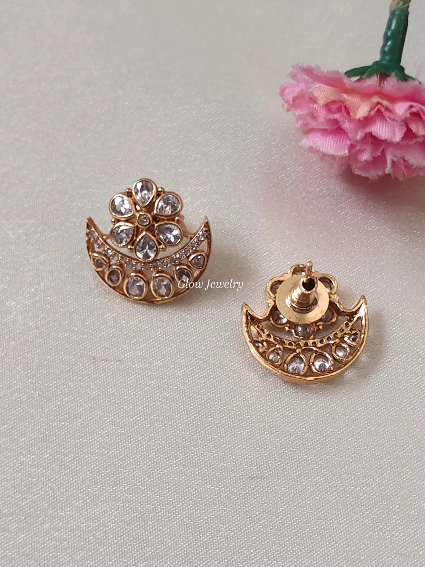 Premium Quality AD Floral Motif Stud