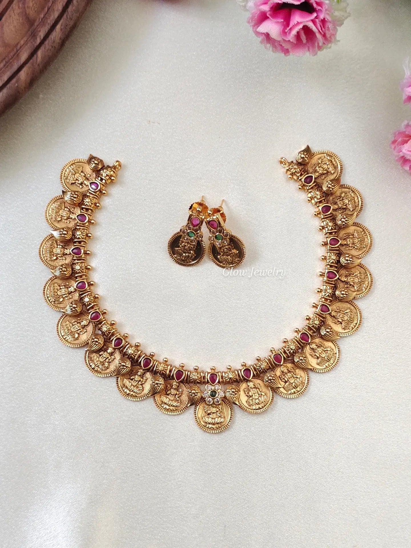 Premium Quality Gold-Alike Lakshmi Kasu Necklace