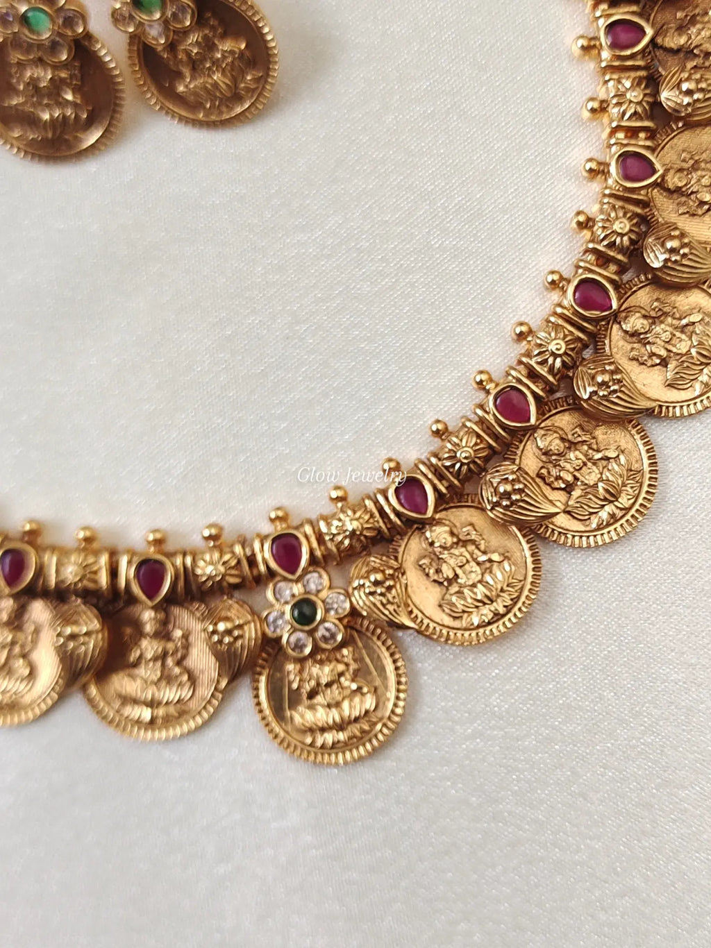 Premium Quality Gold-Alike Lakshmi Kasu Necklace