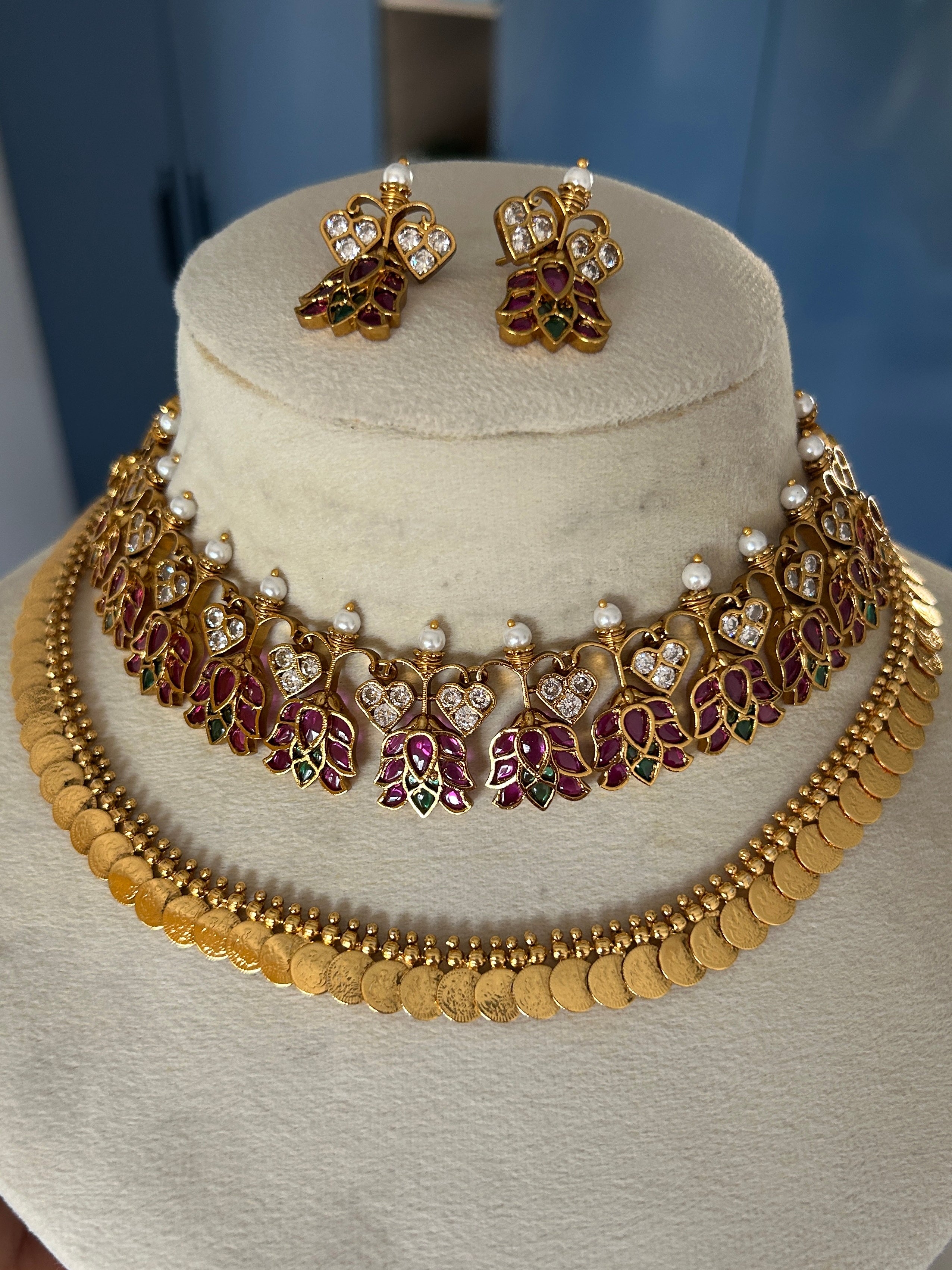 Premium Quality Kemp Stone Lotus Necklace with Kasu Mala