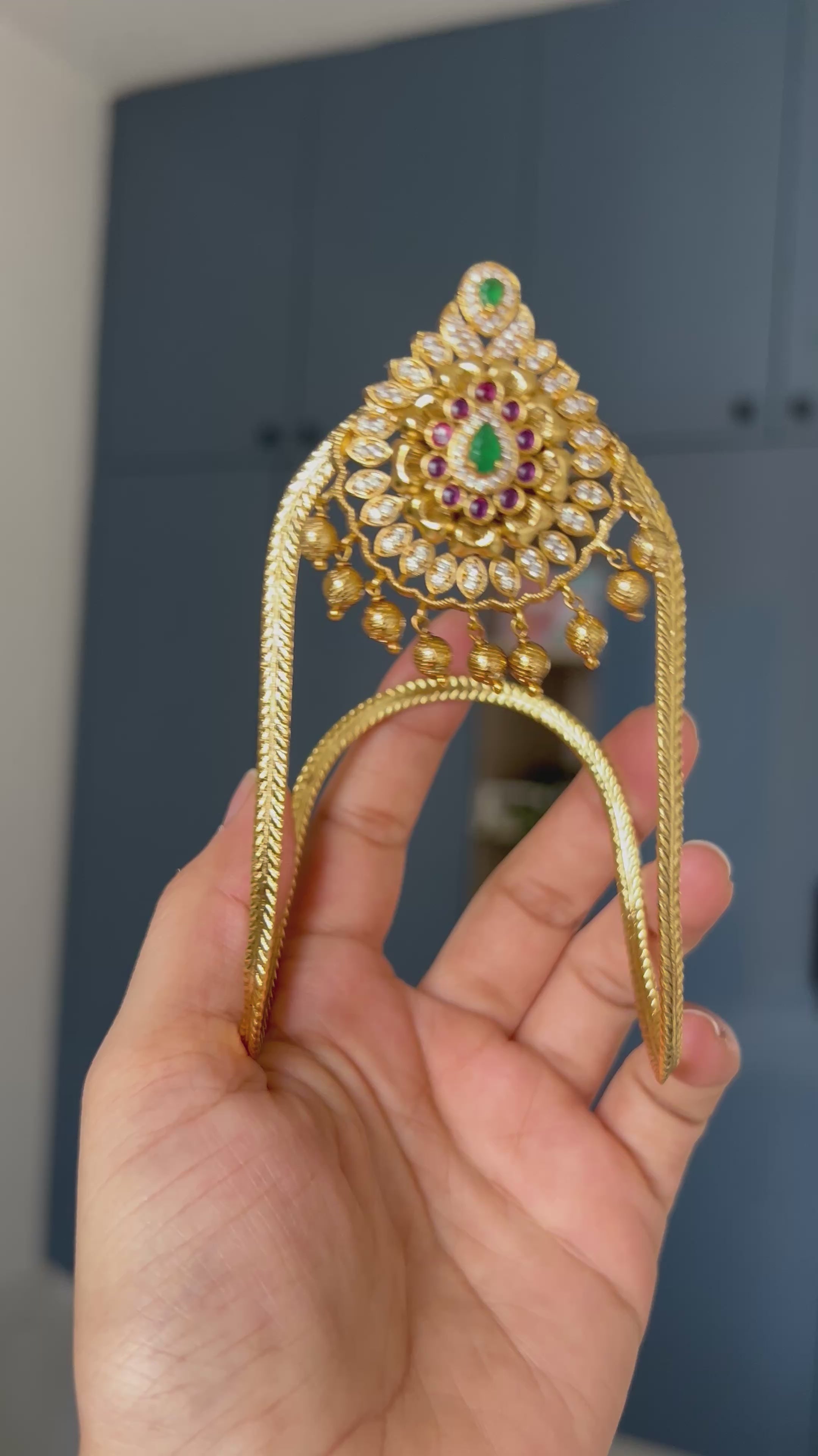 Premium Quality Gold Finish Vanki/Baju Bandh
