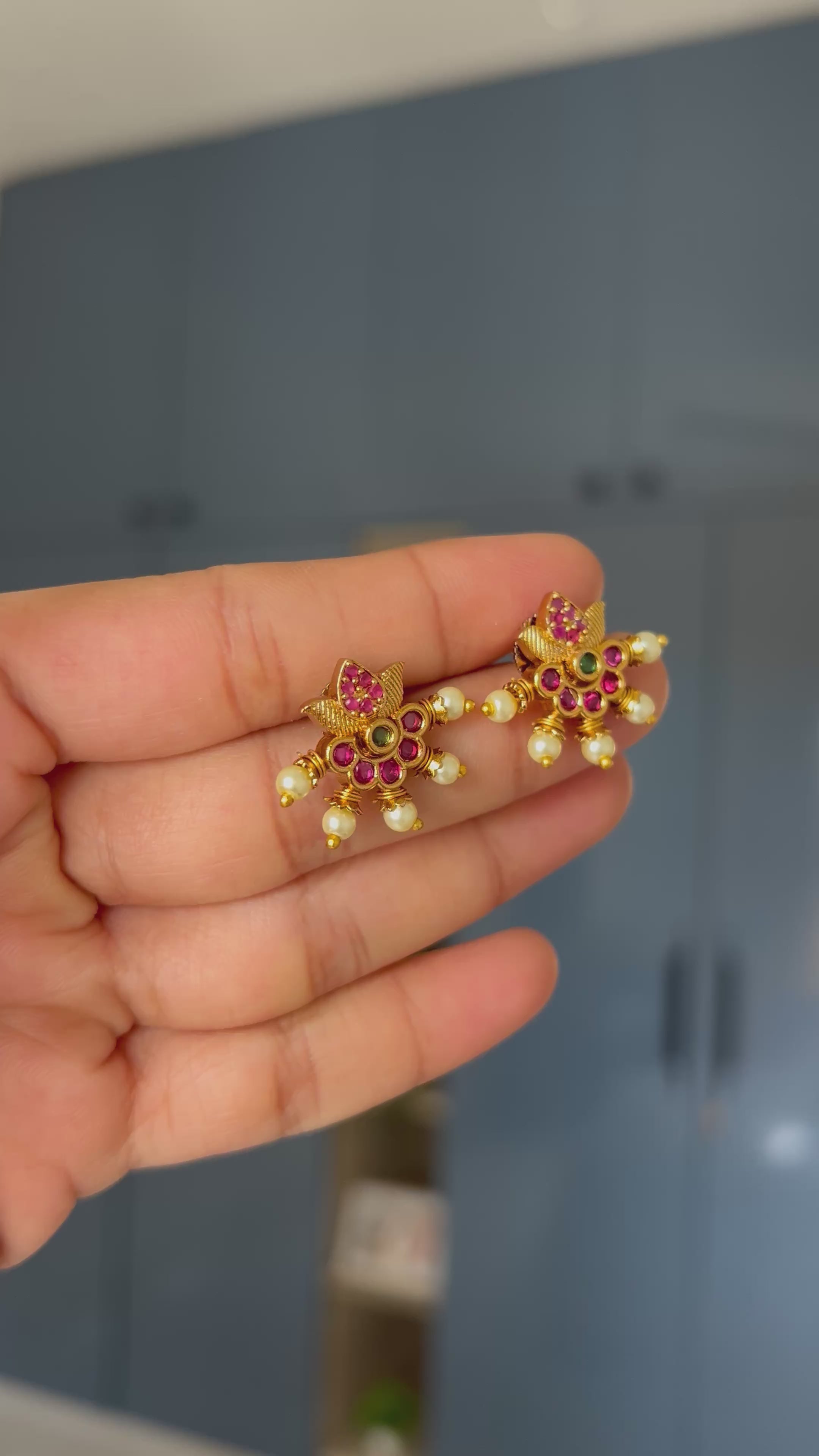 Premium Quality Kempu Studs