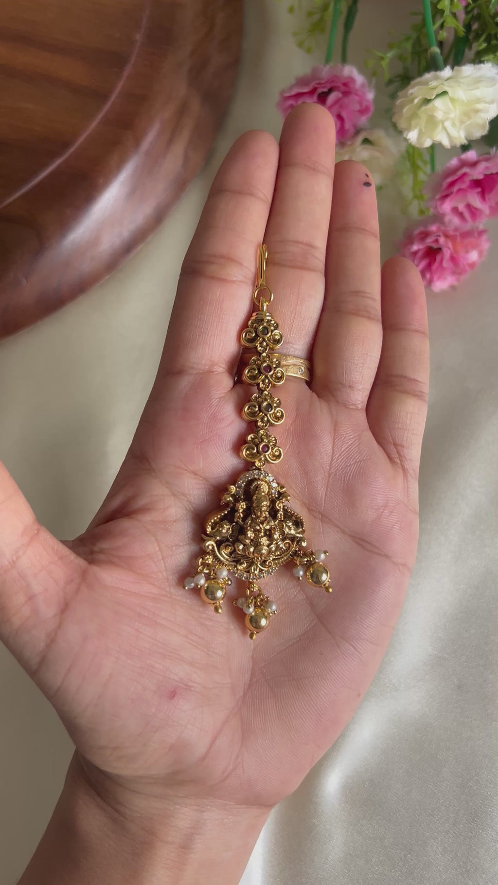 Premium Quality Antique Lakshmi Maang Tikka